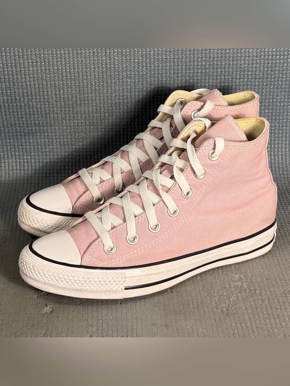 Converse Chuck Taylor All Star High Phantom Violet Sneakers A04542F Women’s Sz 7